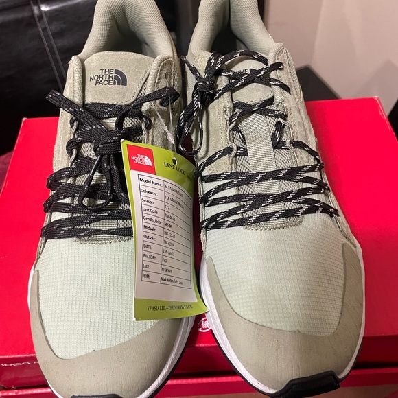 THE NORTH FACE TARAVAL SPIRIT (SAMPLE ) MEN'S SZ 9 - Picture 3 of 8